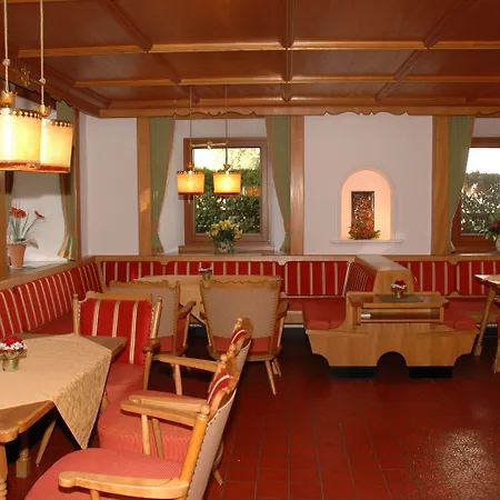 Hotel Garni Birkenhof Mayrhofen